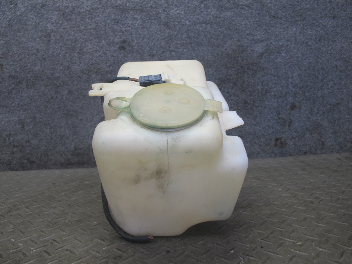 73-89 Mercedes R107 Windshield Washer Fluid Reservoir Bottle Tank w Pump OEM