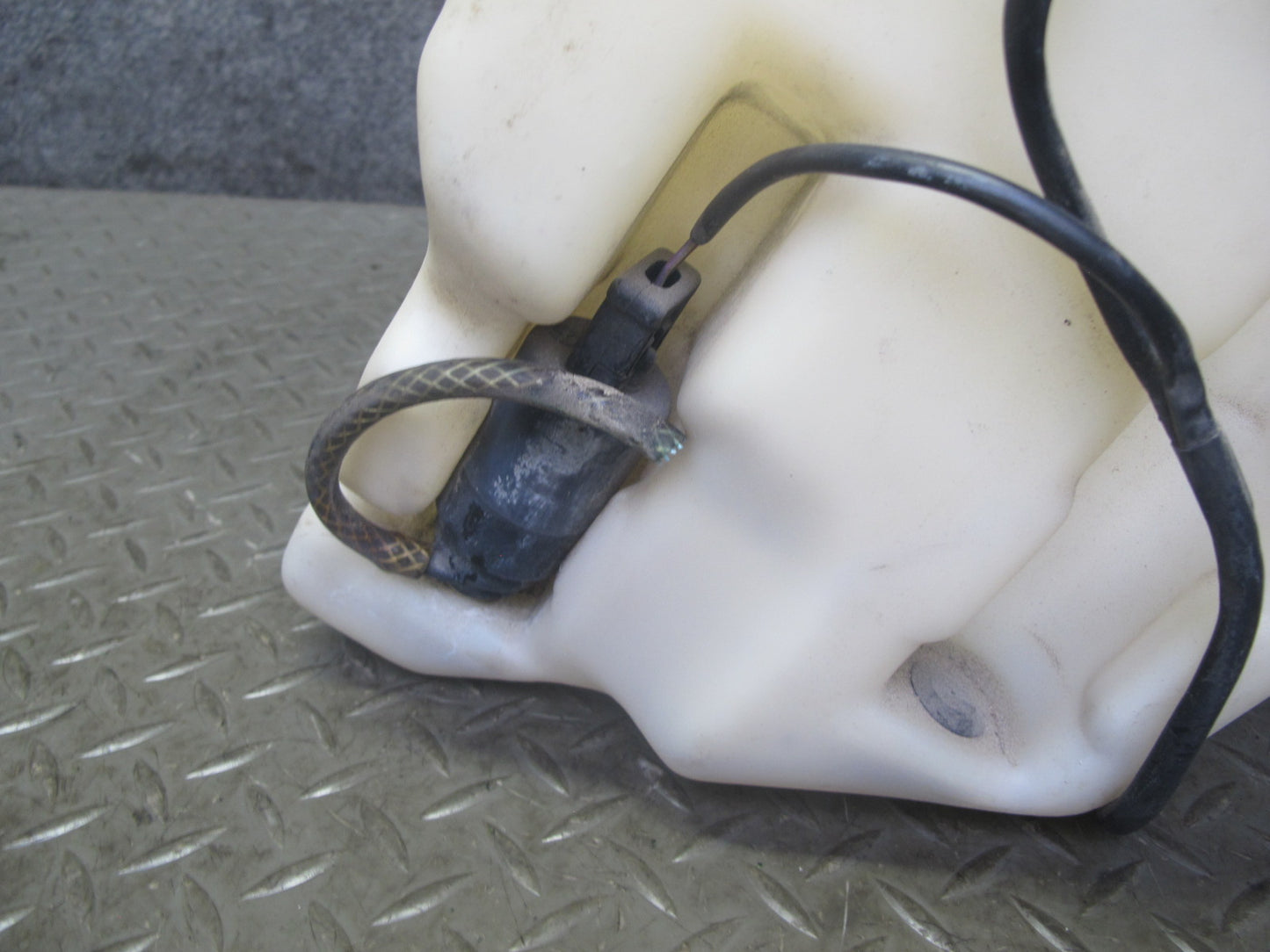 73-89 Mercedes R107 Windshield Washer Fluid Reservoir Bottle Tank w Pump OEM
