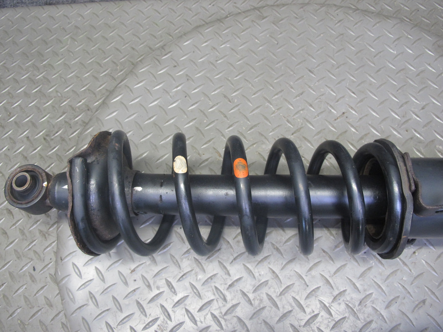 98-05 Lexus GS430 GS300 Set of 2 Rear Left & Right Strut Shock Absorber 106K OEM