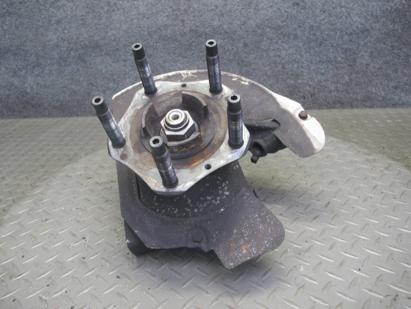 2005-2012 Porsche 911 997 Boxster RWD Front Right Spindle Knuckle Wheel Hub