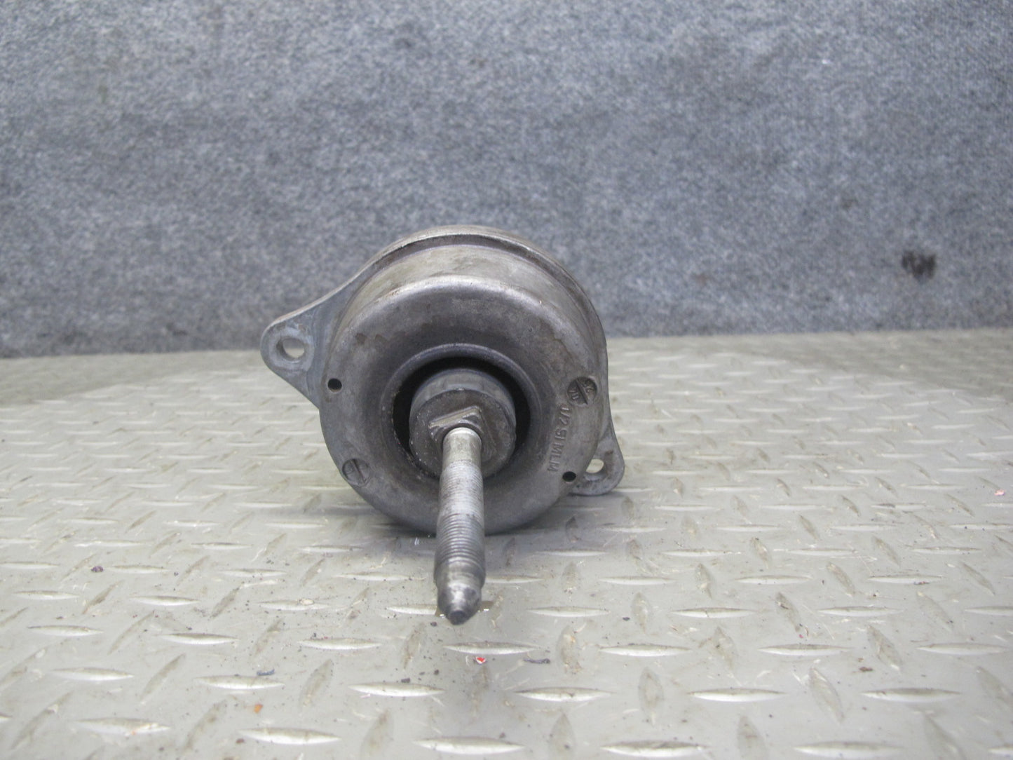 2005-2012 Porsche 911 997 3.6L 3.8L Engine Left & Right Motor Mount Set of 2