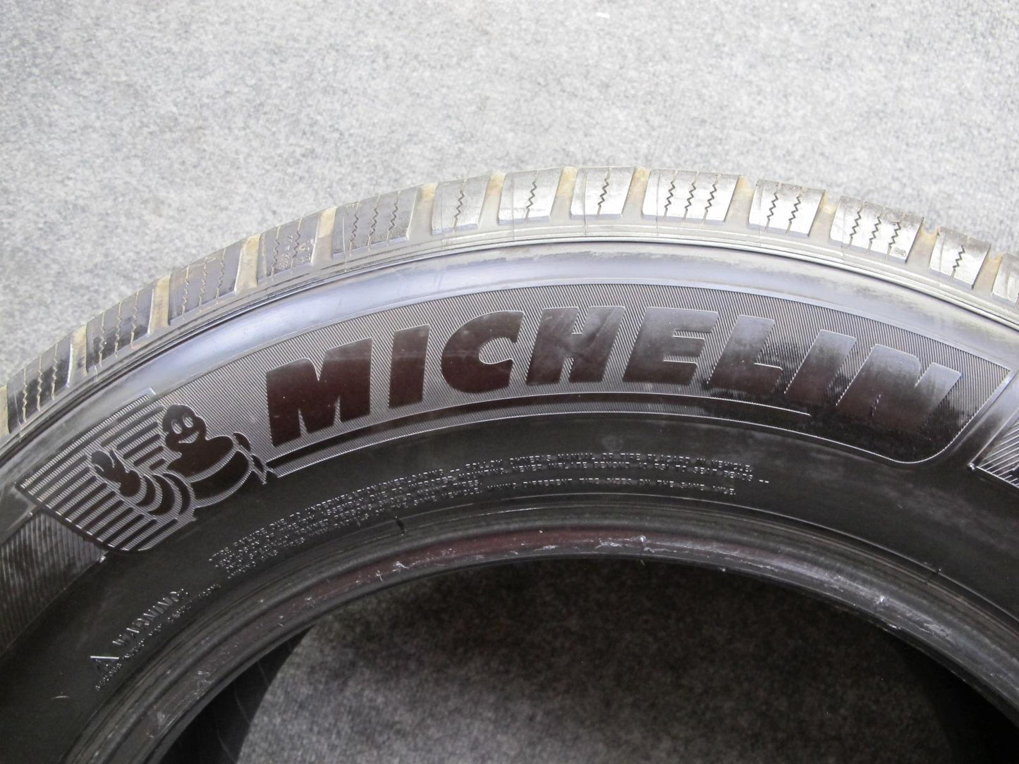Set of 2 Michelin Defender LTX M/S A/S Tire 275/60 R18 113H 2322 8/32 9/32 Tread