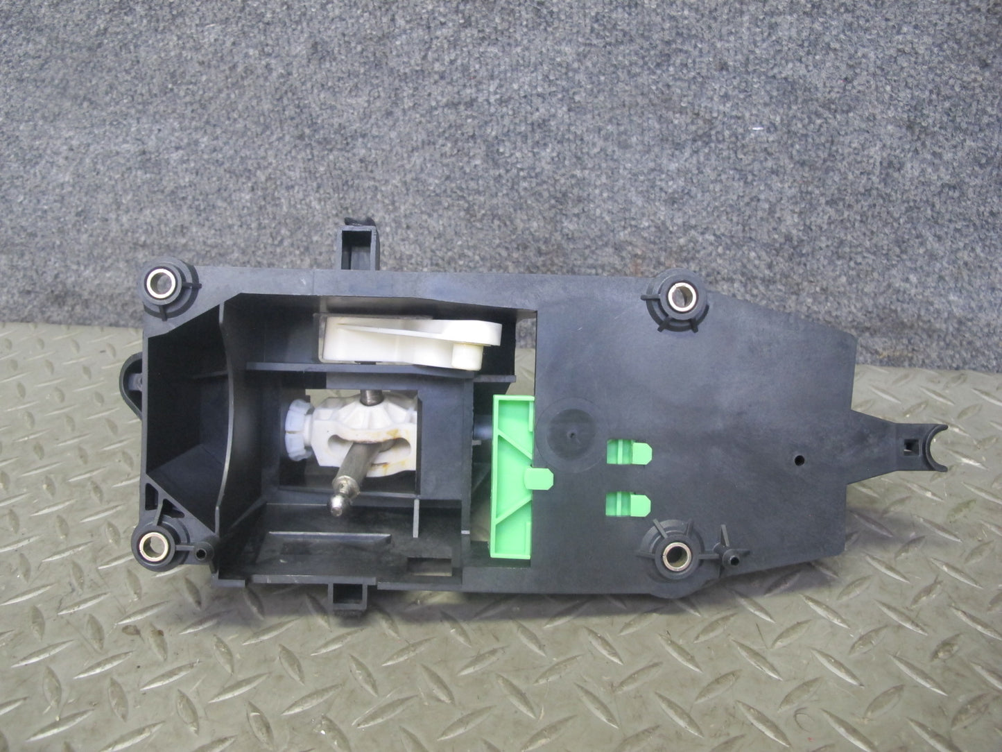 2000-2004 Porsche Boxster 986 5-SPEED Manual Transmission Gear Shifter