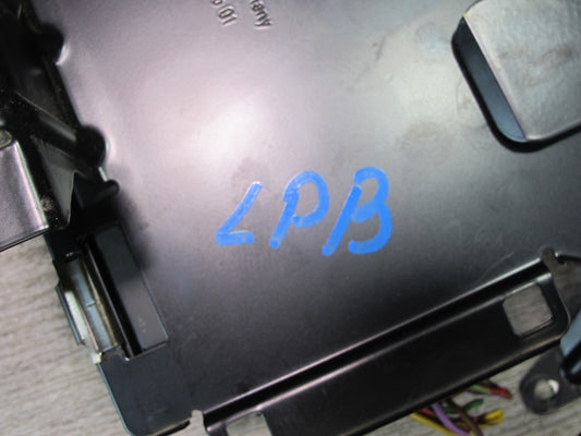 2003-2004 Porsche Boxster 986 Audio Radio Amplifier AMP W/ Mounting Bracket