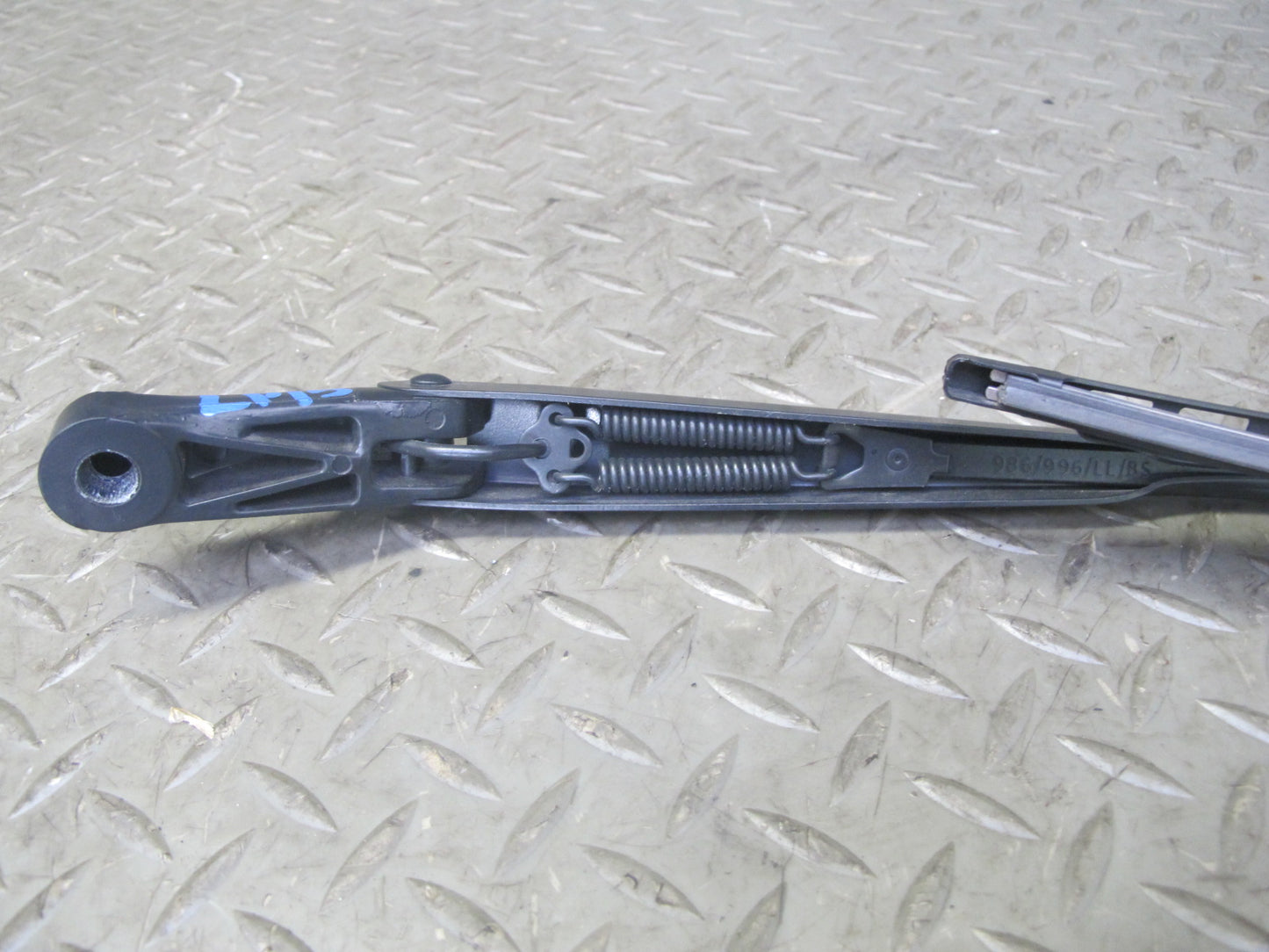 1997-2004 Porsche Boxster 986 Front Left & Right Side Windshield Wiper Arm Set