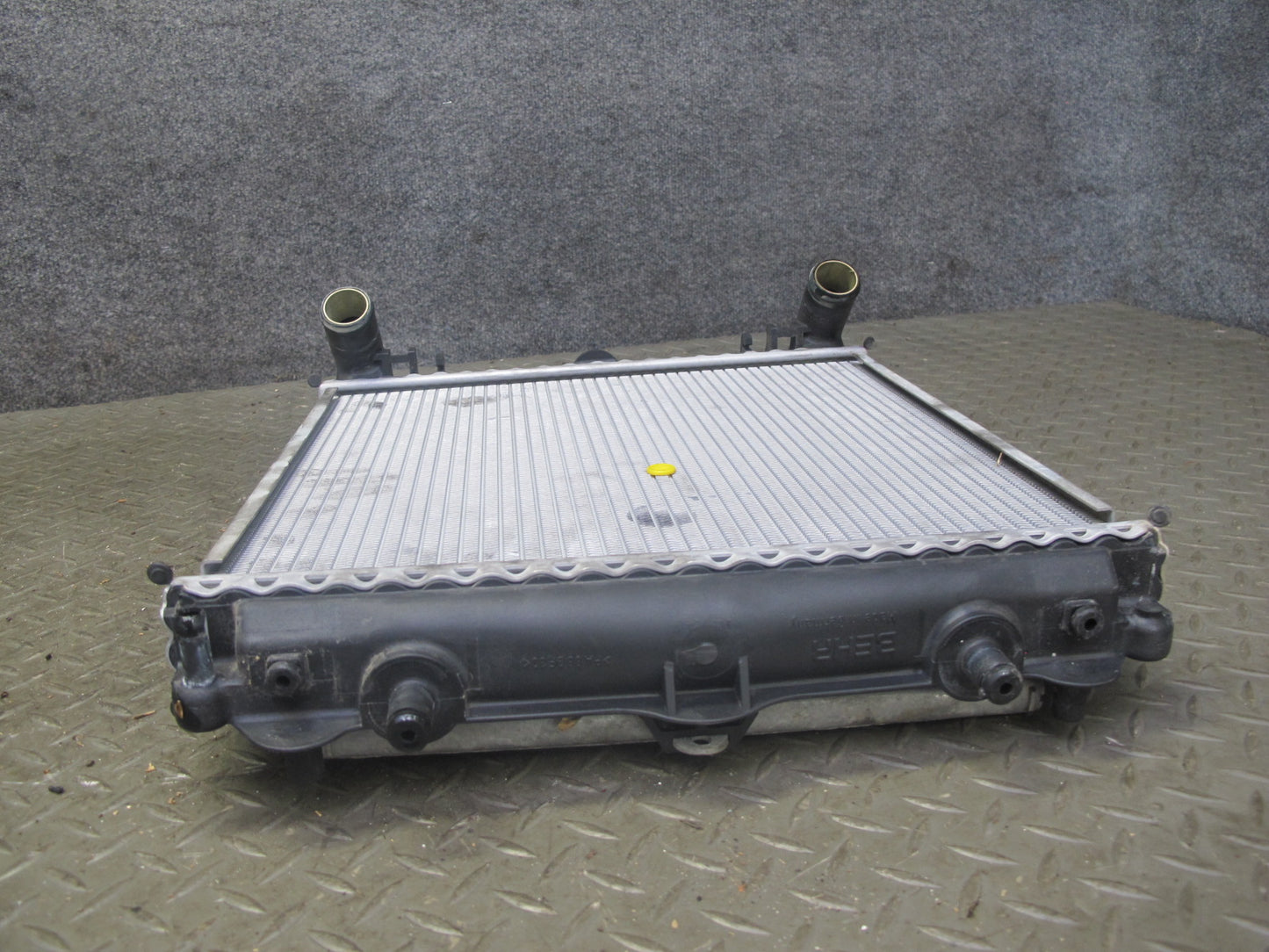 1997-2004 Porsche Boxster 986 Left Side Engine Radiator Fan Condenser Assembly