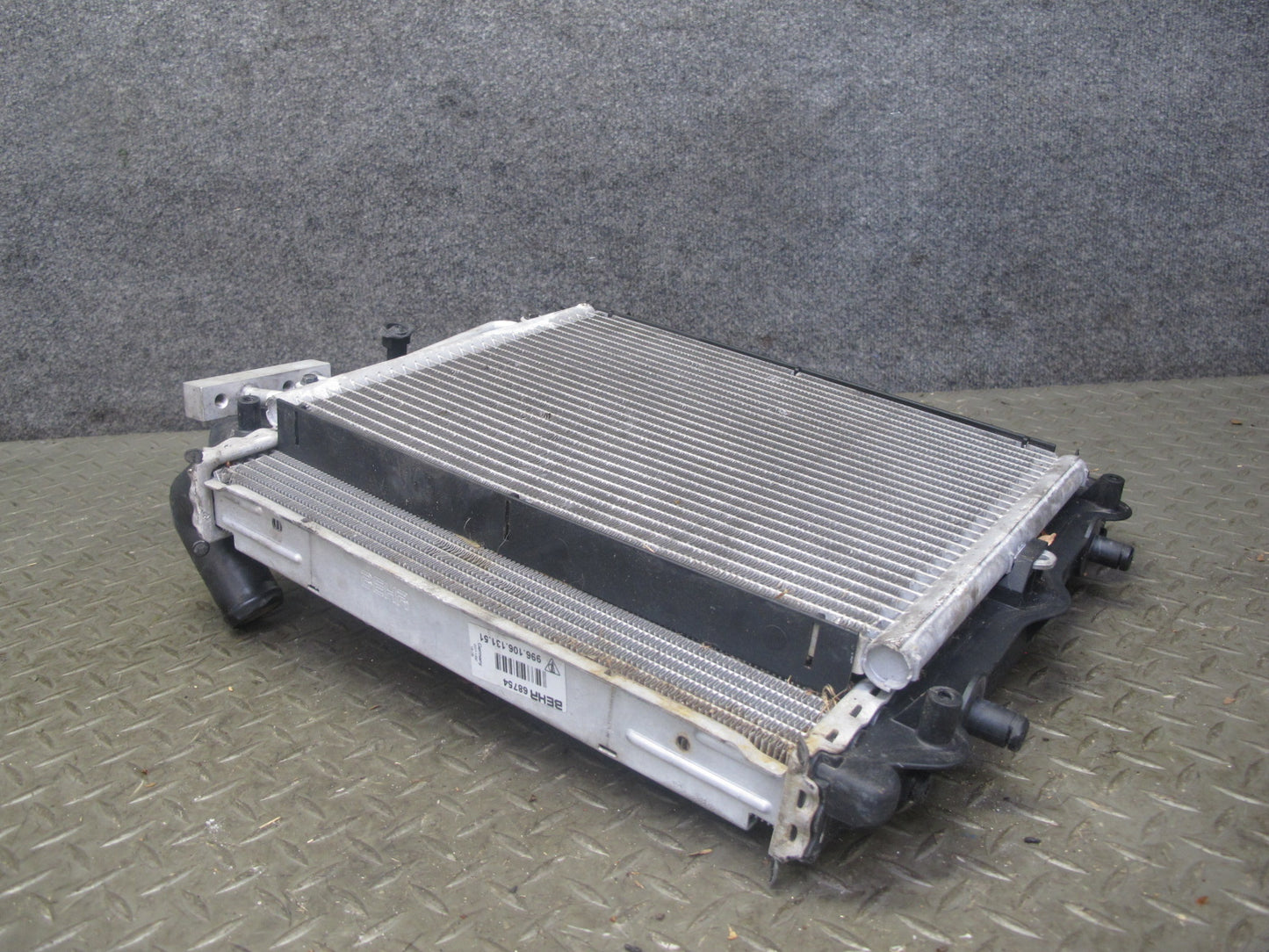 1997-2004 Porsche Boxster 986 Left Side Engine Radiator Fan Condenser Assembly