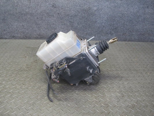 2003-2007 Lexus UZJ100L LX470 ABS Anti Lock Brake Pump Master Cylinder Assembly