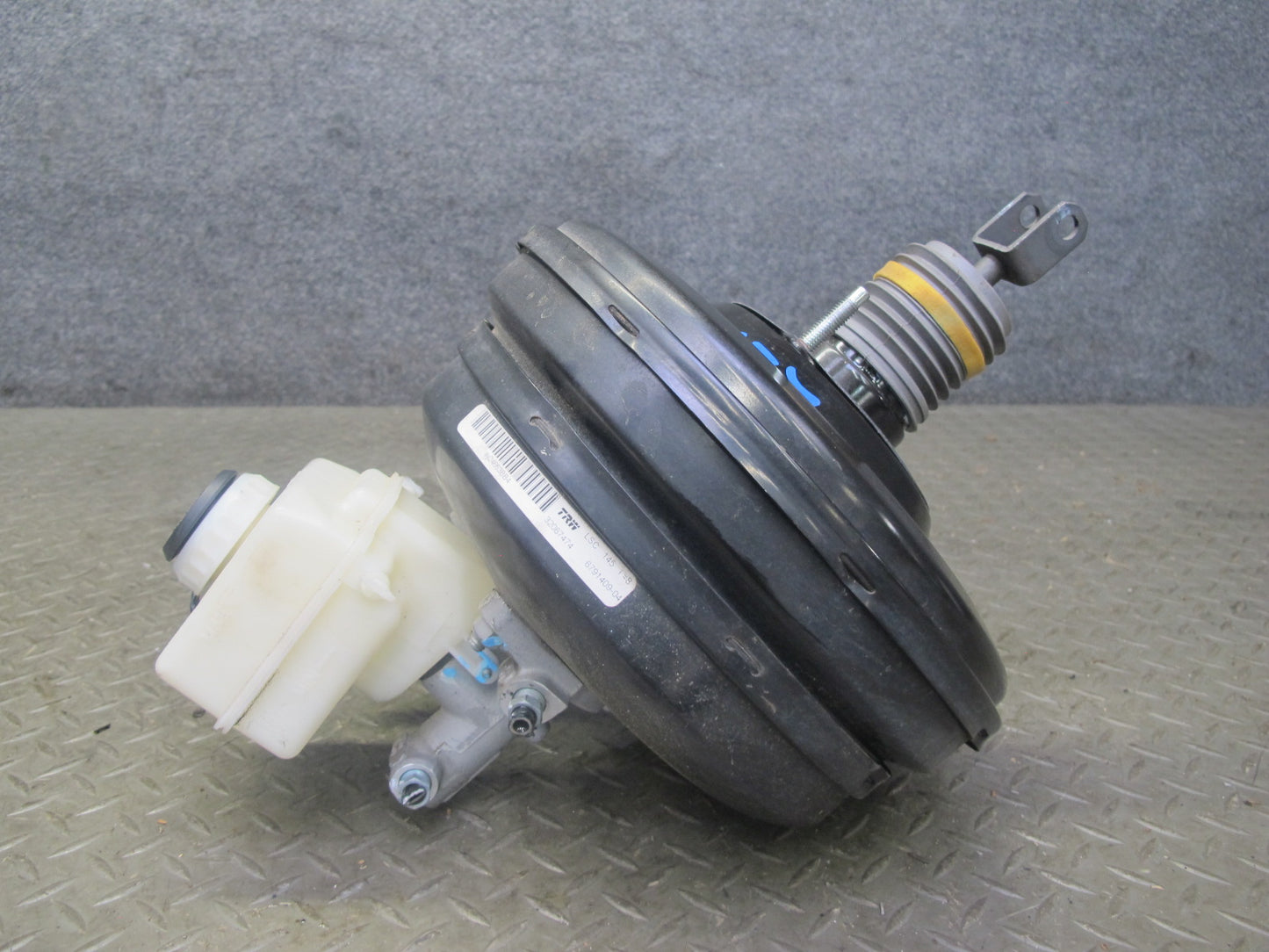 2007-2013 BMW E70 E71 E72 Brake Master Cylinder Booster Fluid Reservoir