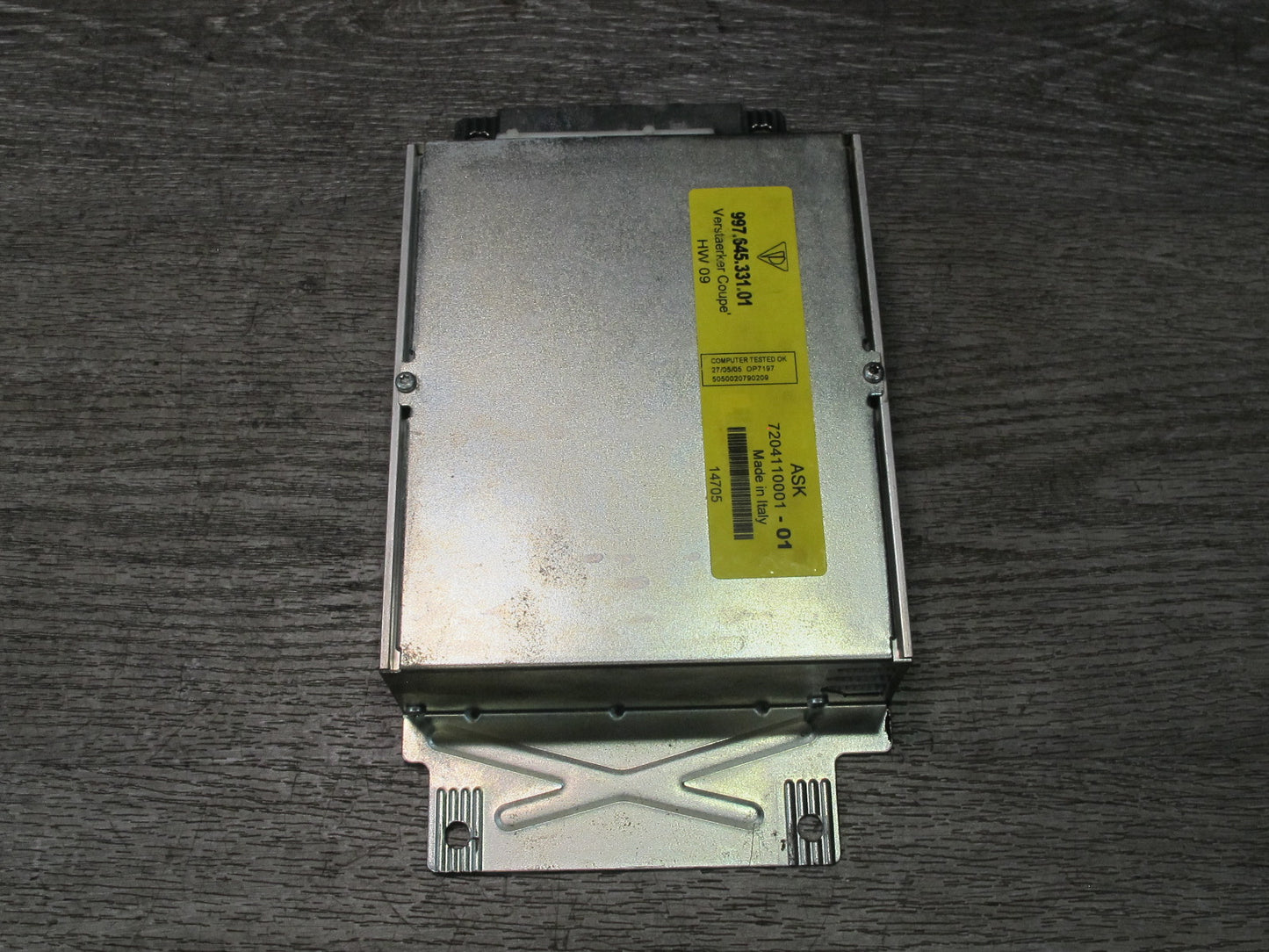 2005-2008 Porsche 911 997 Radio Amplifier AMP 99764533101