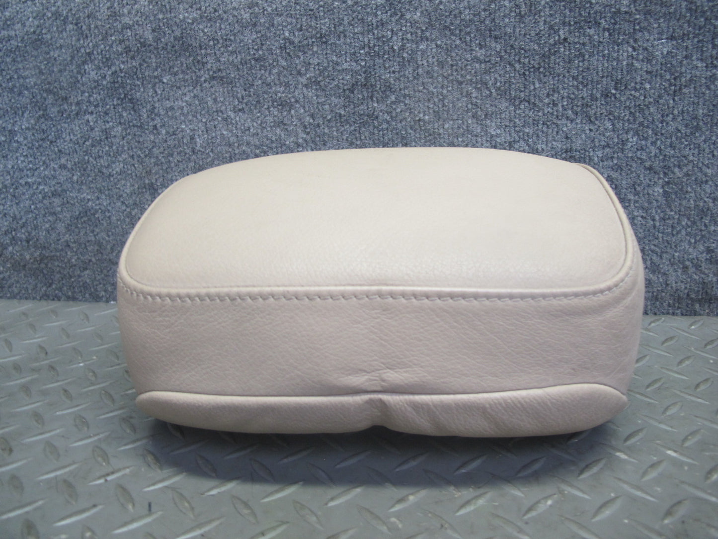 01-06 BMW E46 Convertible Front Left & Right Leather Headrest Beige OEM