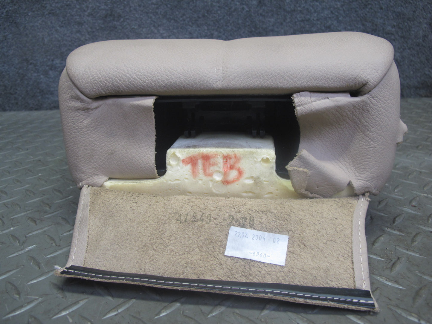 01-06 BMW E46 Convertible Front Left & Right Leather Headrest Beige OEM