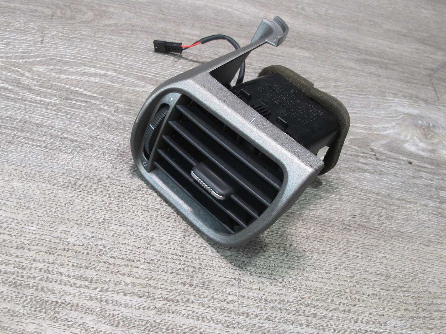 2005-2012 Porsche 911 997 Dash Front Left & Right A/C Air Vent Grille Set of 2