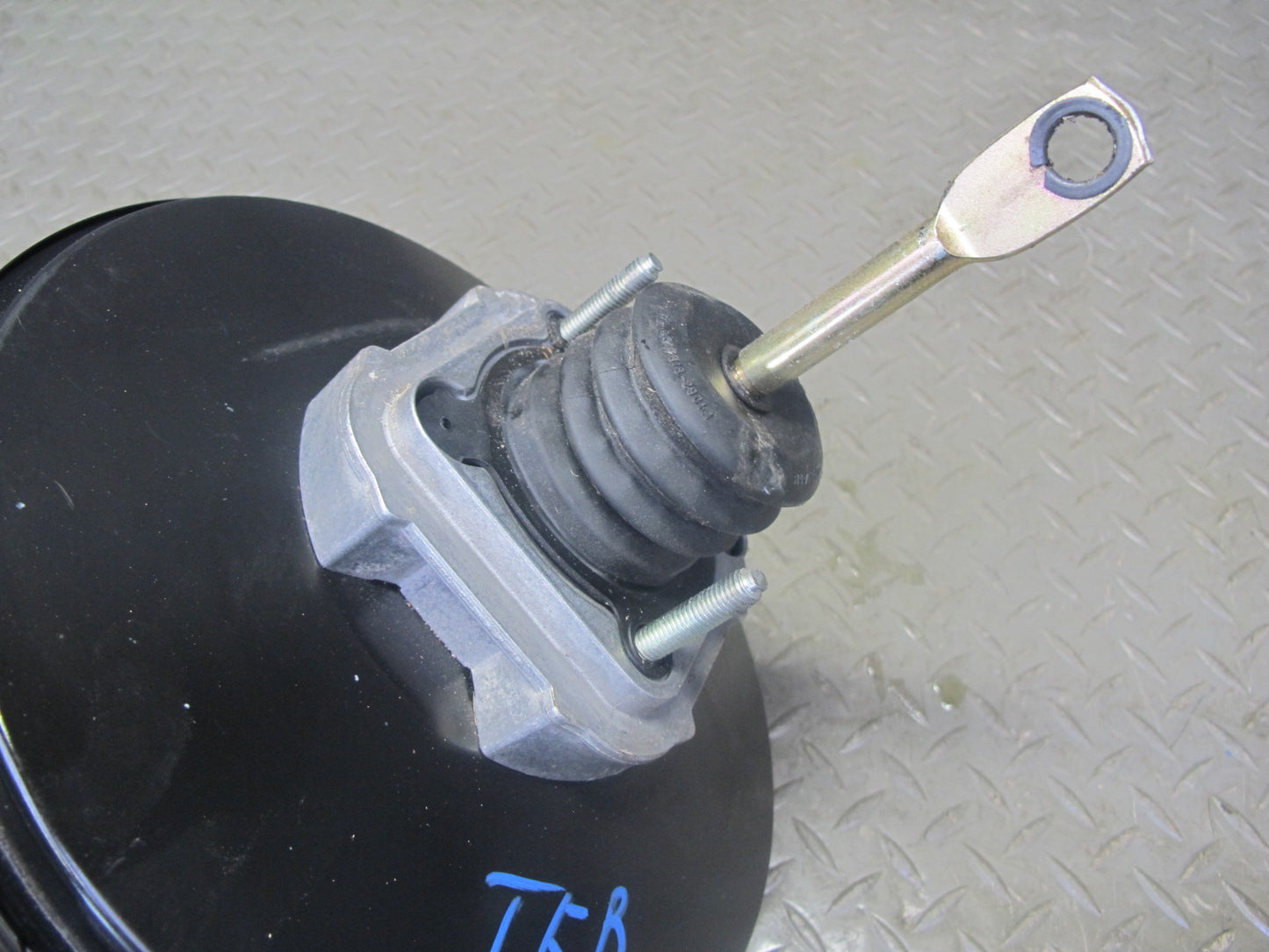 01-06 BMW E46 3-SERIES Brake Master Cylinder Booster Fluid Reservoir OEM