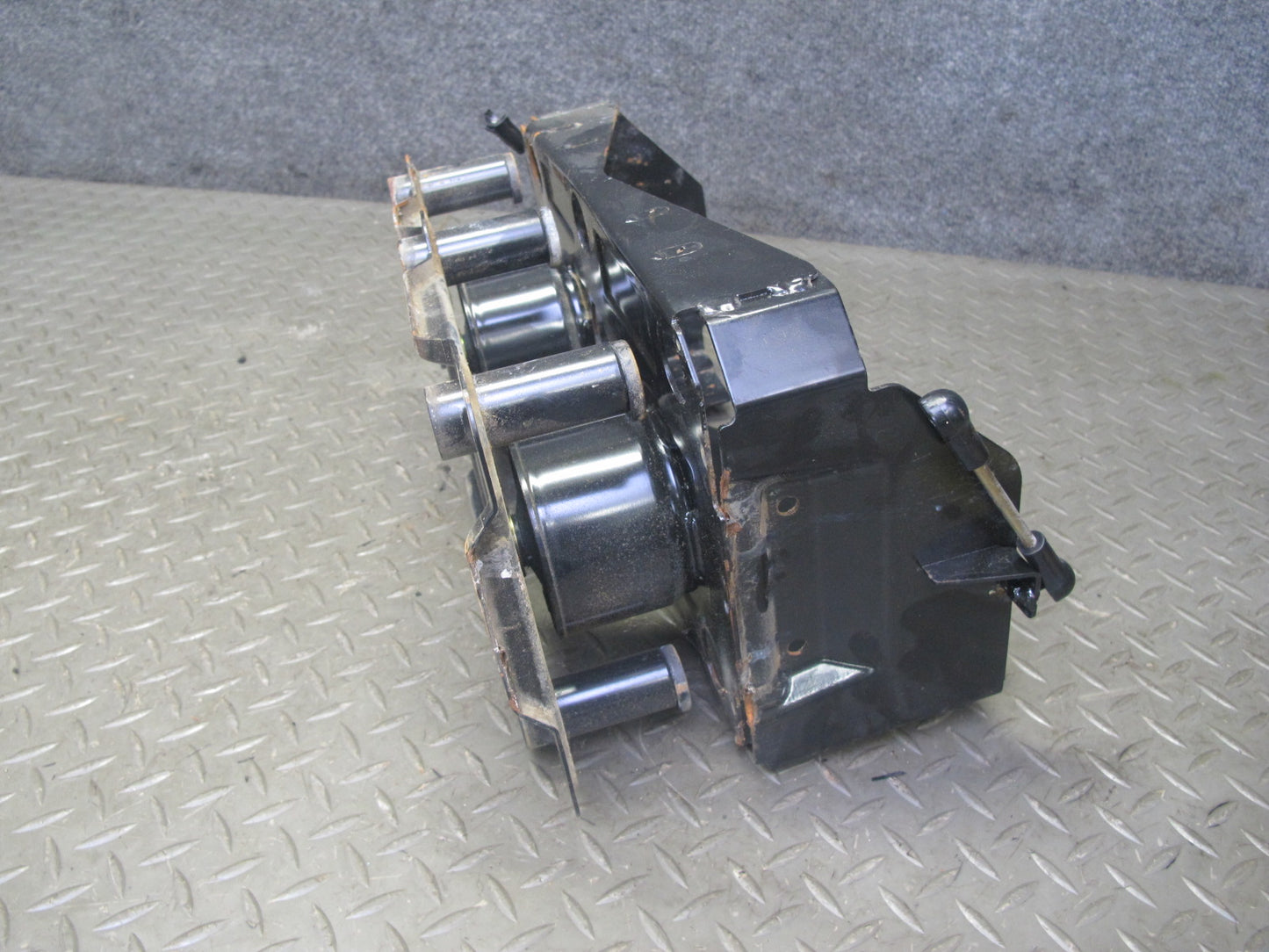 01-06 BMW E46 Convertible Battery Tray Vibration Absorber Bracket Assembly OEM