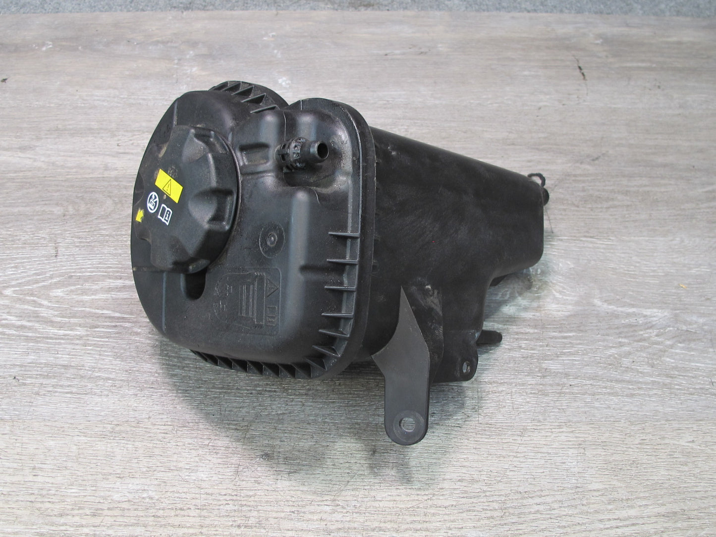 2007-2013 BMW E70 E71 E72 Power Steering Fluid Reservoir Tank 8621092
