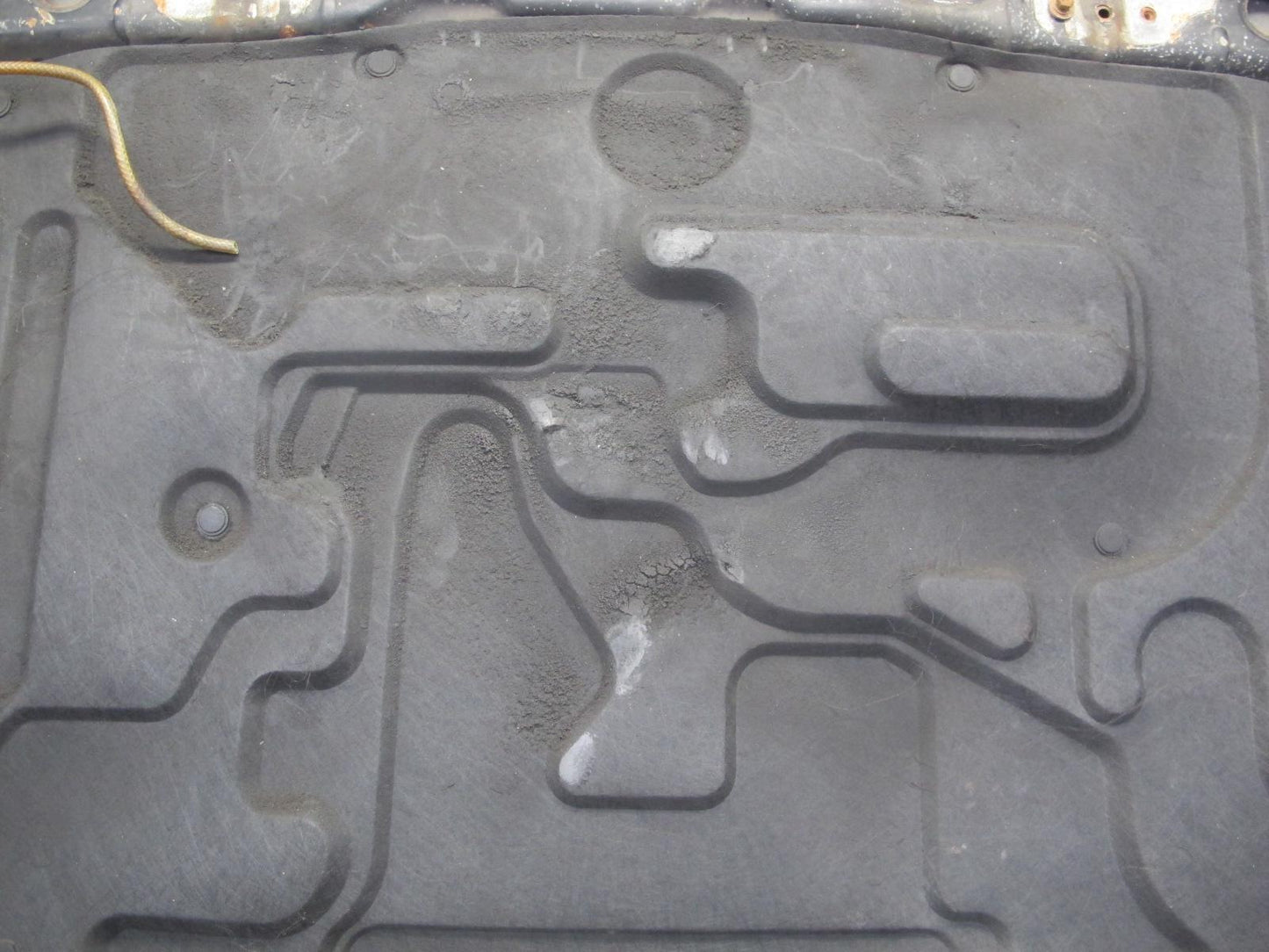 87-91 BMW E30 3-SERIES Front Hood Bonnet Shell Panel Cover Black OEM