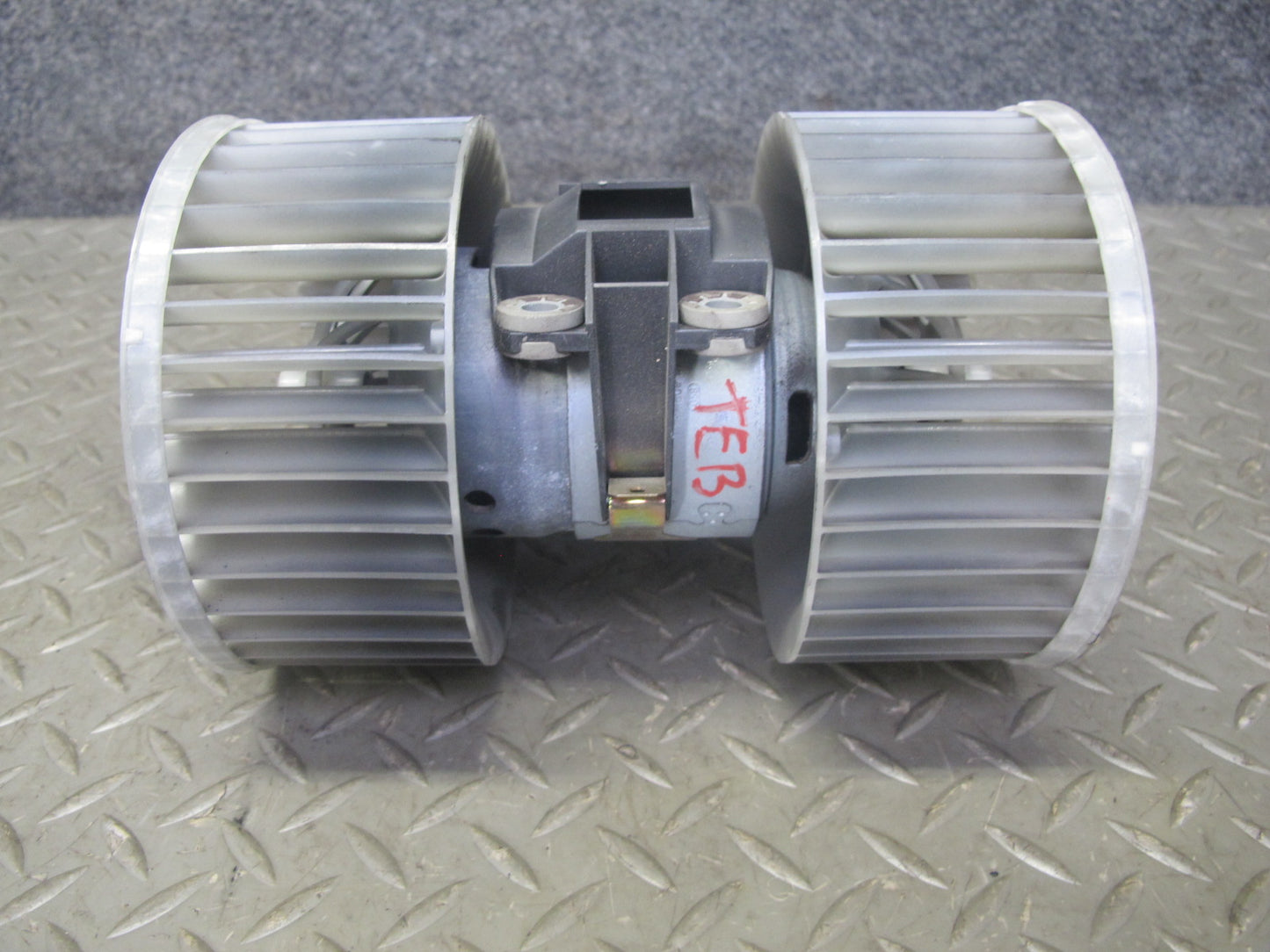 01-06 BMW E46 3-SERIES A/C Heater Blower Motor Fan w Resistor OEM