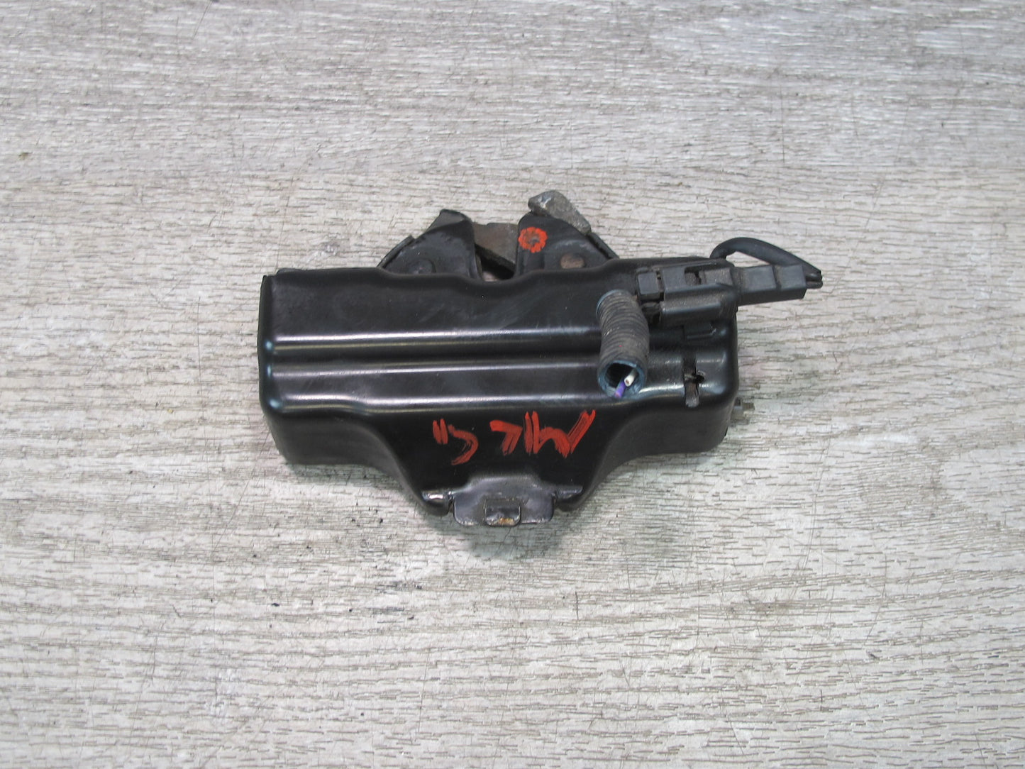 98-05 Lexus JZS160L GS400 GS430 GS300 Front Hood Lock Latch Actuator OEM