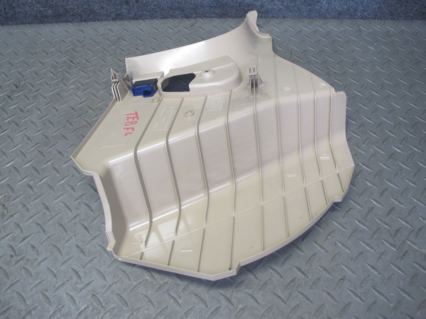 01-06 BMW E46 Coupe Convert Left Footrest & Right Kick Trim Panel Set Beige OEM