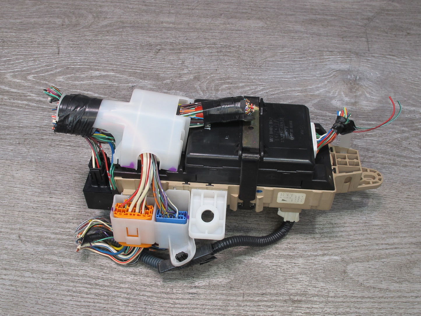 98-00 Lexus JZS160L GS400 GS300 Fuse Box Junction Block w Multiplex Module OEM