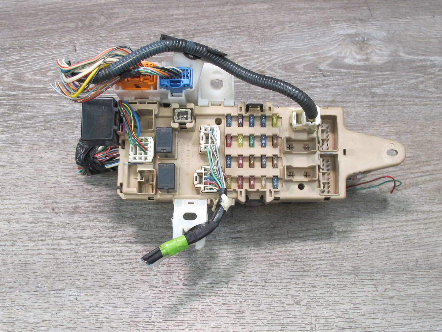 98-00 Lexus JZS160L GS400 GS300 Fuse Box Junction Block w Multiplex Module OEM