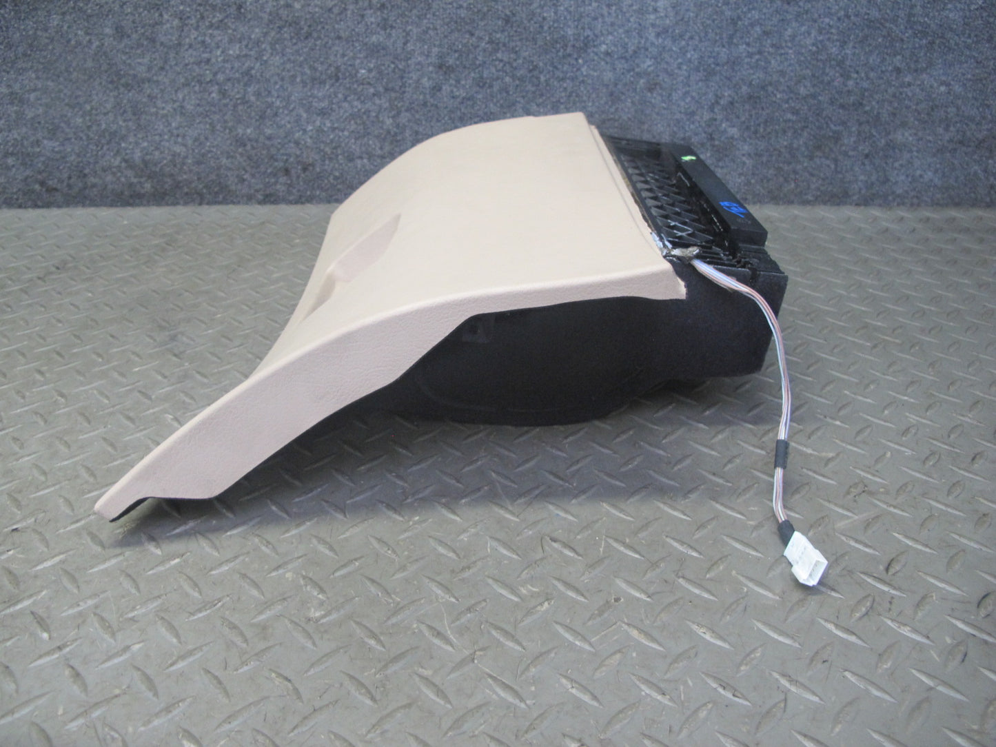 01-06 BMW E46 Convertible Dash Glove Box Storage Compartment Door Lid Beige OEM