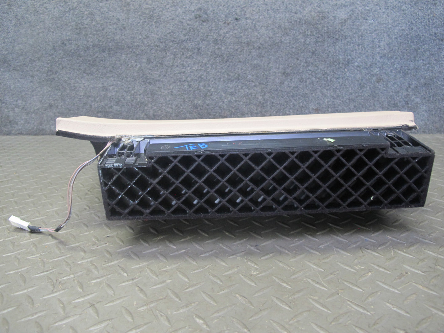 01-06 BMW E46 Convertible Dash Glove Box Storage Compartment Door Lid Beige OEM