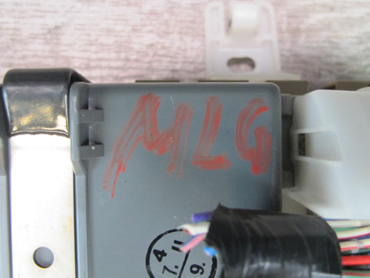 99-00 Lexus JZS160L GS300 Right MPX Multiplex Body Module w Fuse Relay Box OEM