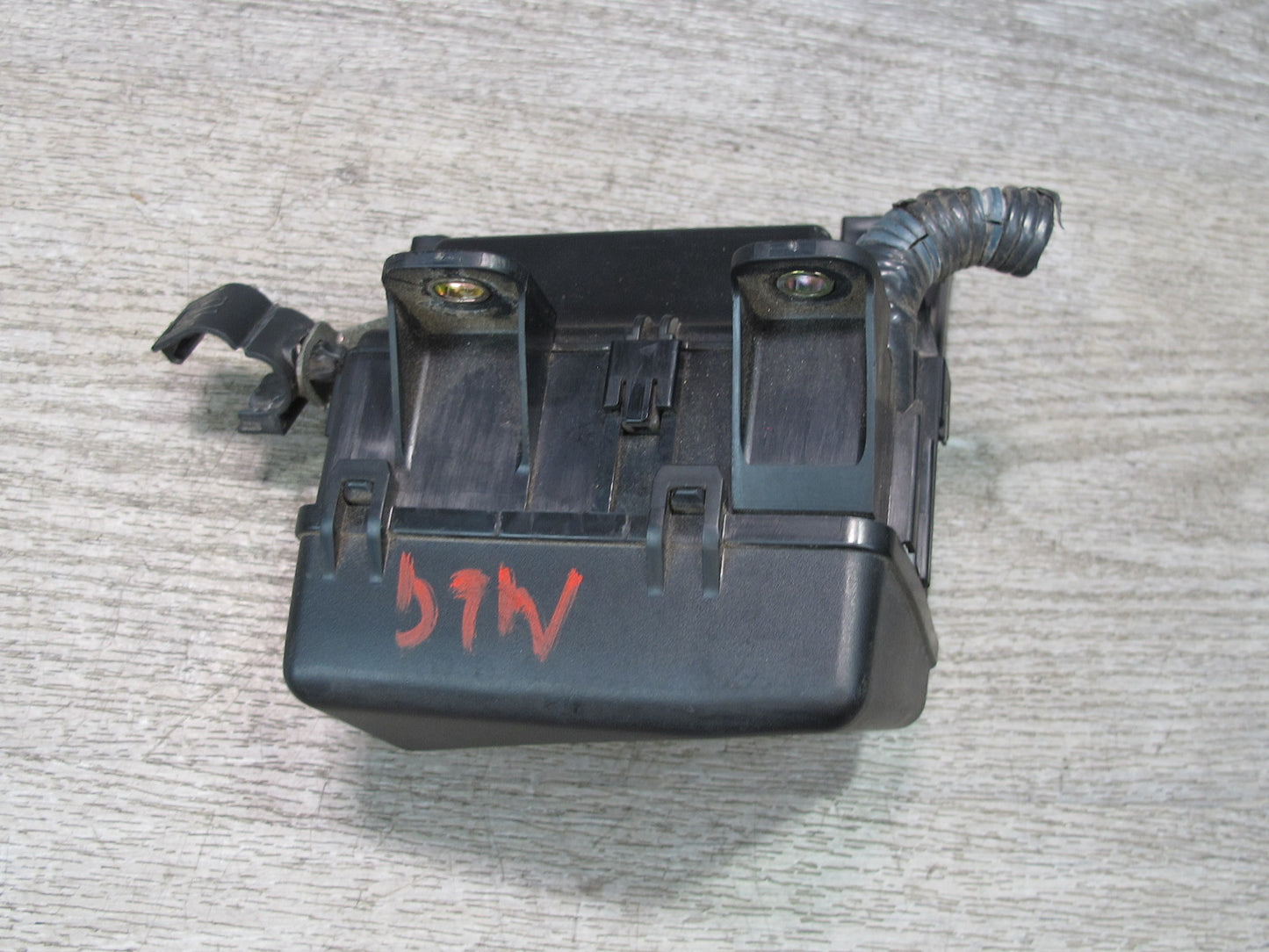 98-00 Lexus JZS160L GS300 Under Hood Fuse Relay Box OEM