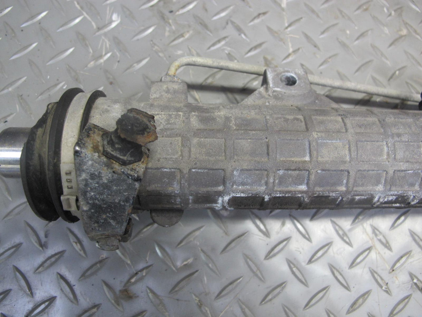 02-06 BMW E46 330Ci 330i Power Steering Rack & Pinion Yellow TAG 6757650 OEM