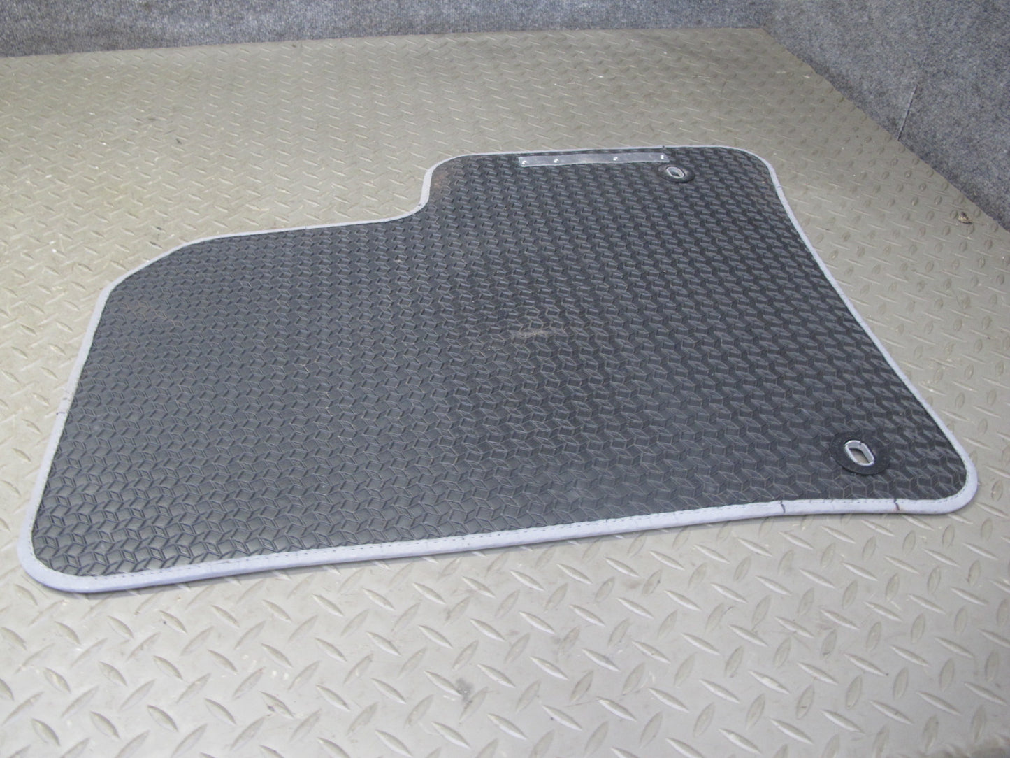 2003-2010 Porsche Cayenne 955 Front & Rear Carpet Floor MAT Set of 4