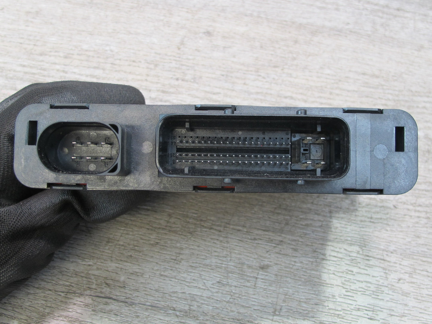 2003-2006 Porsche Cayenne 955 Keyless Entry Control Module 3D0909139A