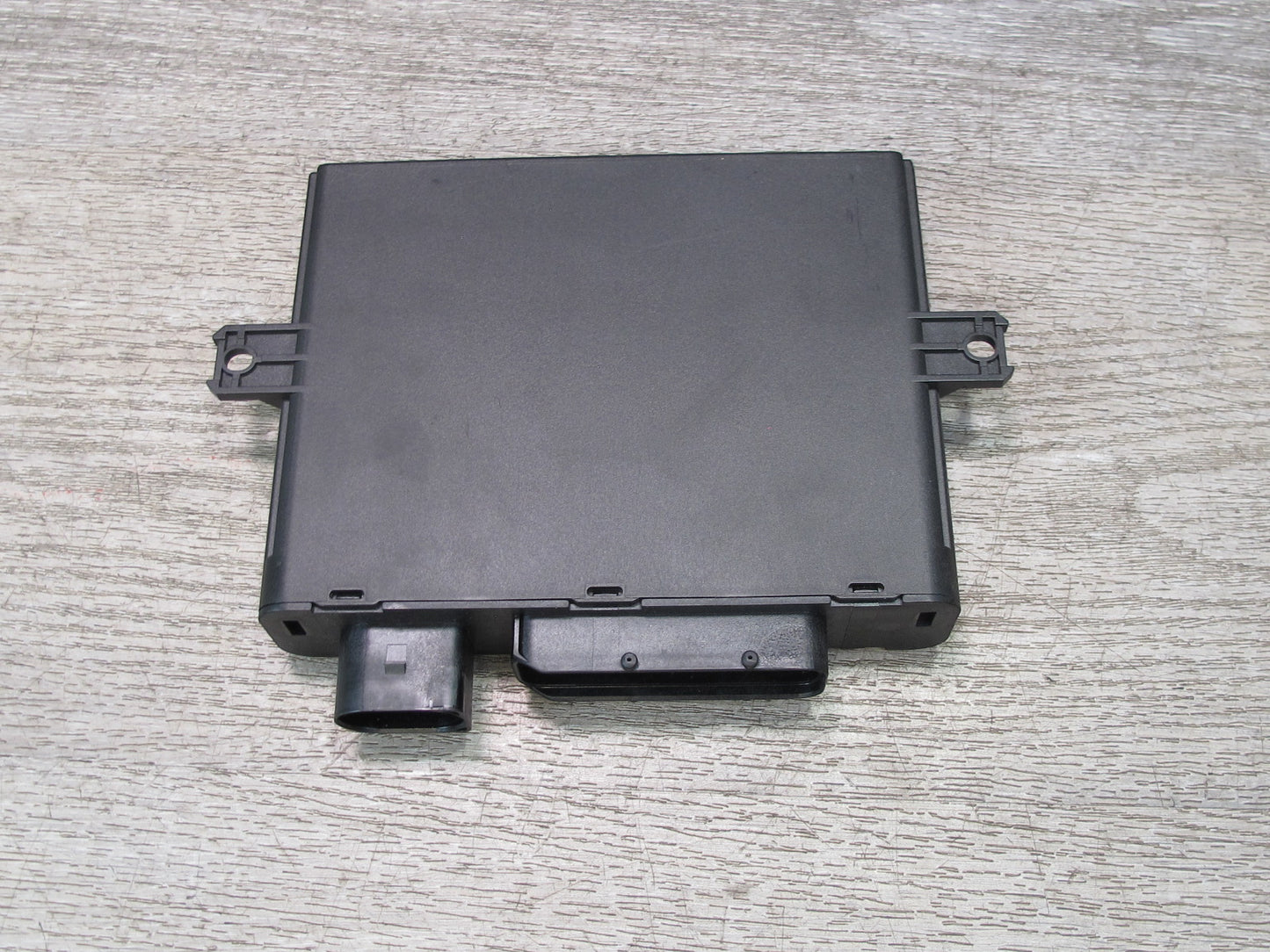 2003-2006 Porsche Cayenne 955 Keyless Entry Control Module 3D0909139A