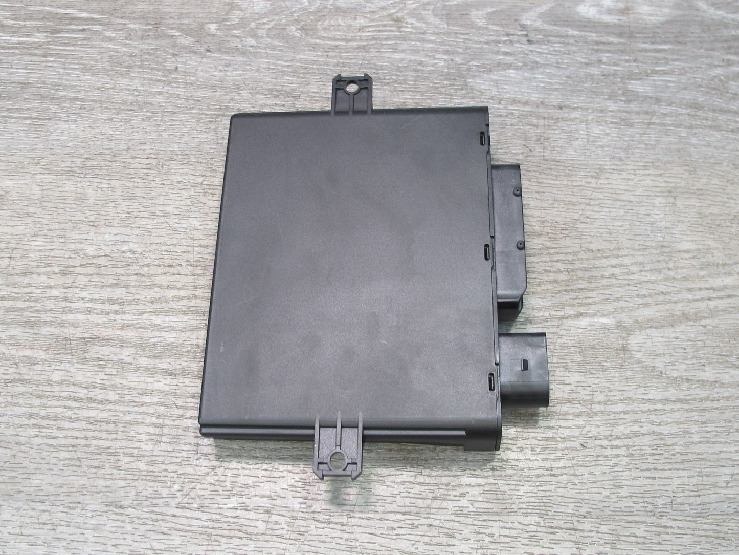 2003-2006 Porsche Cayenne 955 Keyless Entry Control Module 3D0909139A