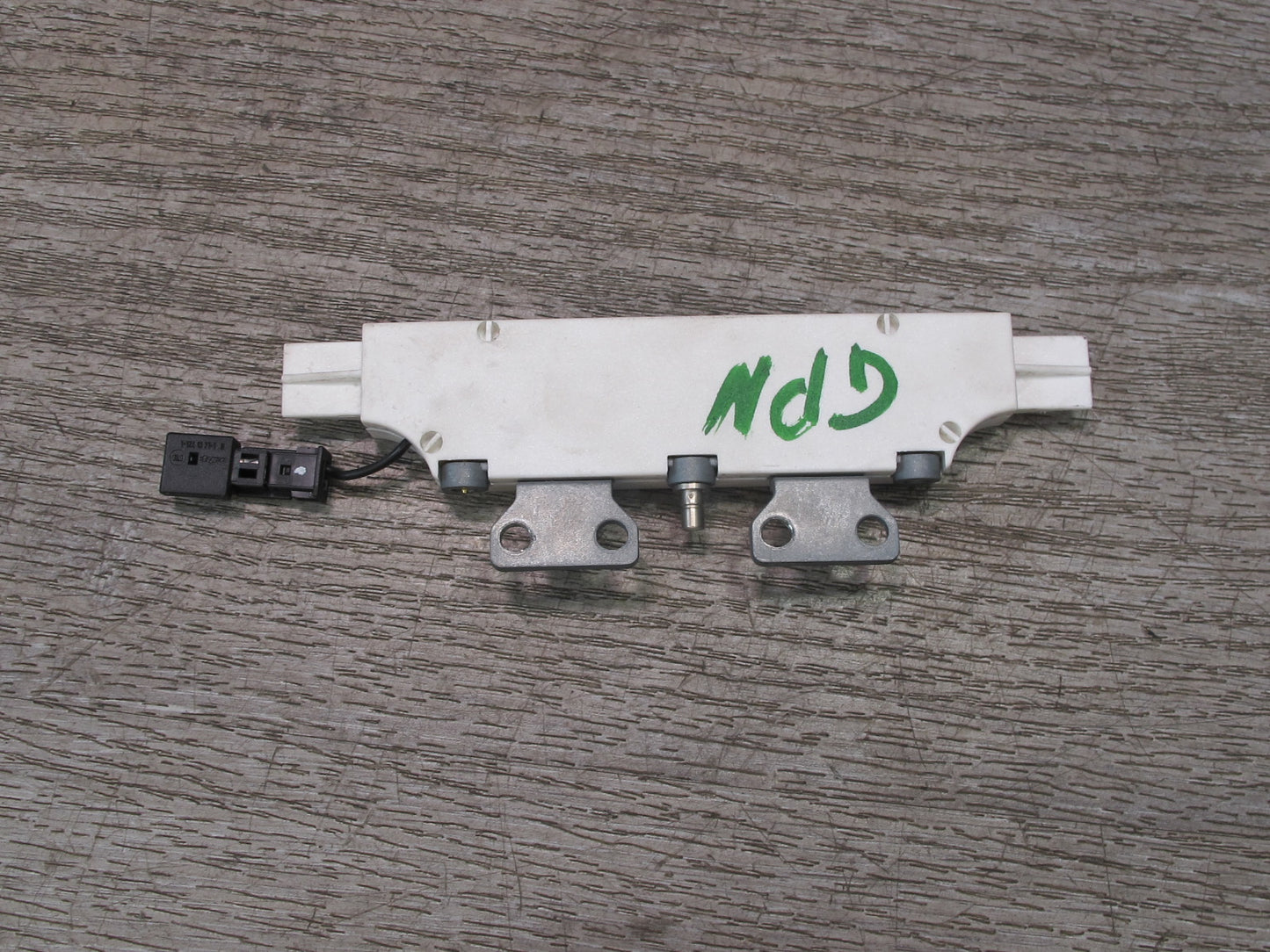 2005-2012 Porsche 911 997 Radio Antenna Amplifier AMP 99764711700