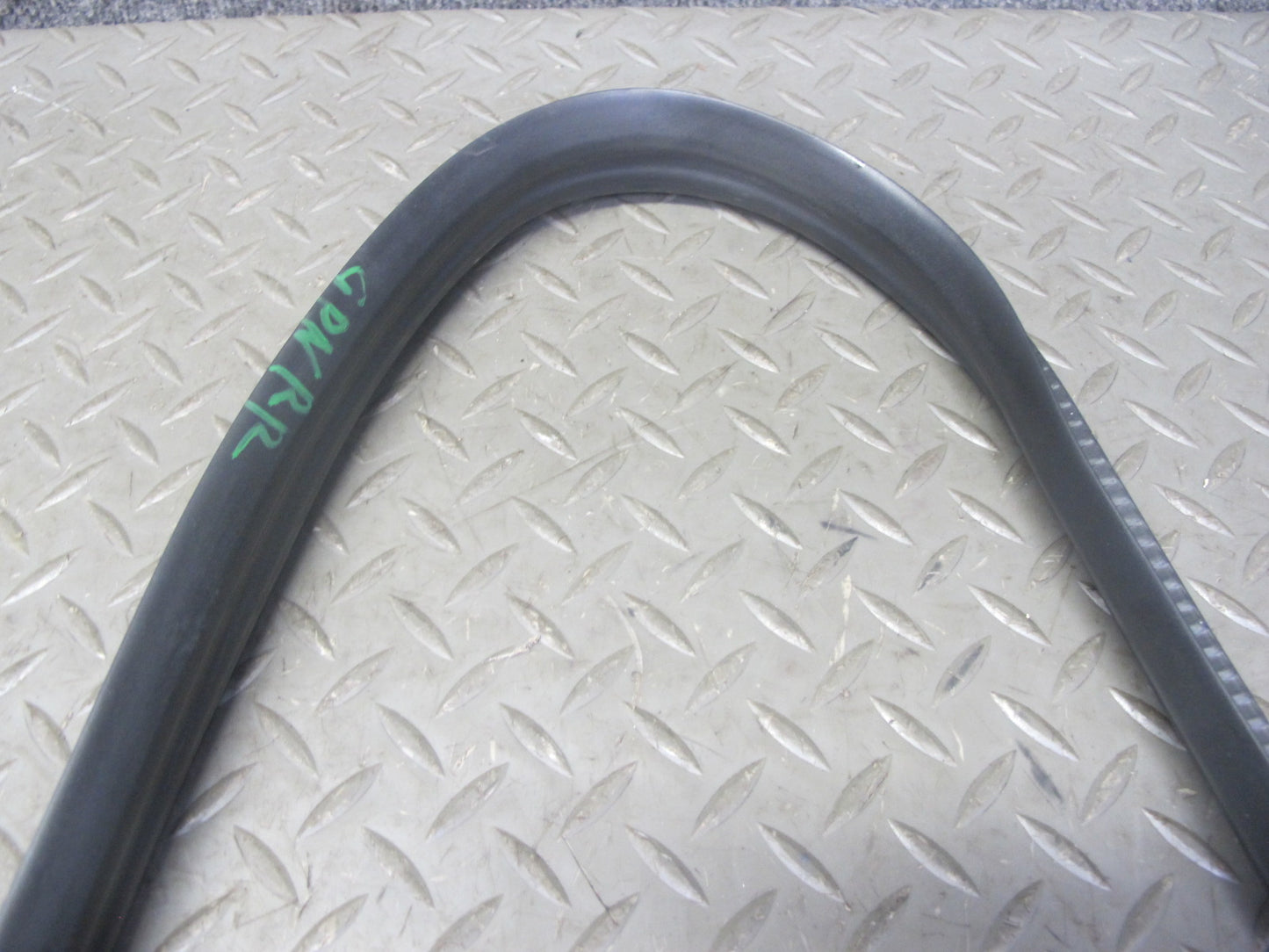 2005-2012 Porsche 911 997 Coupe Rear Quarter Window Rubber Seal Gasket Set of 2