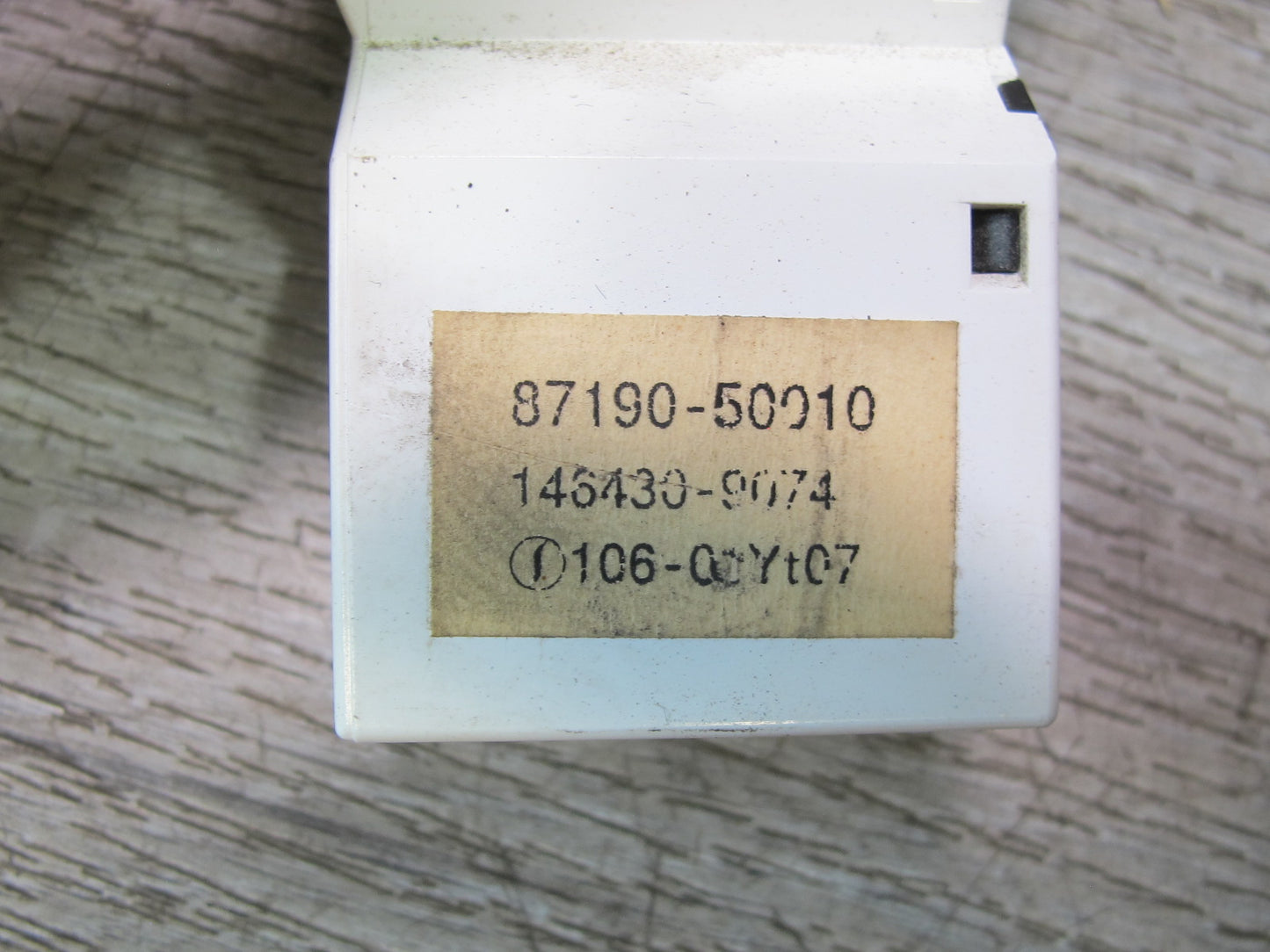 01-06 Lexus UCF30L LS430 Driver Temperature Control Switch 87190-50010 OEM