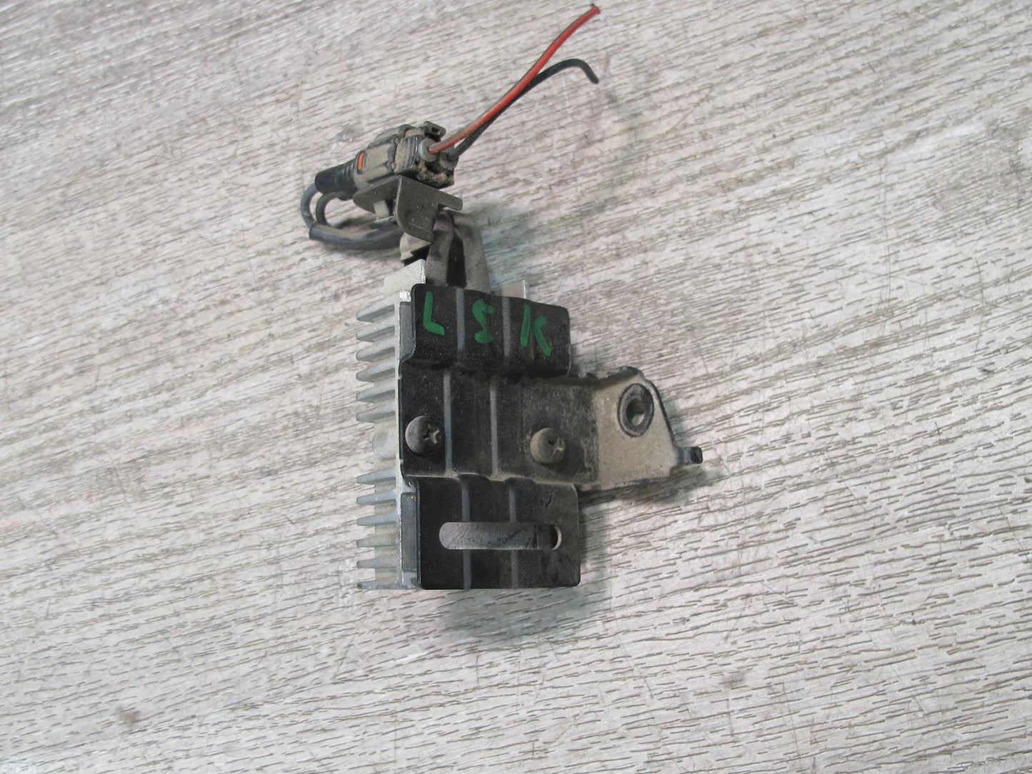 04-06 Lexus UCF30L LS430 Fuel Pump Resistor Module 23080-50140 OEM