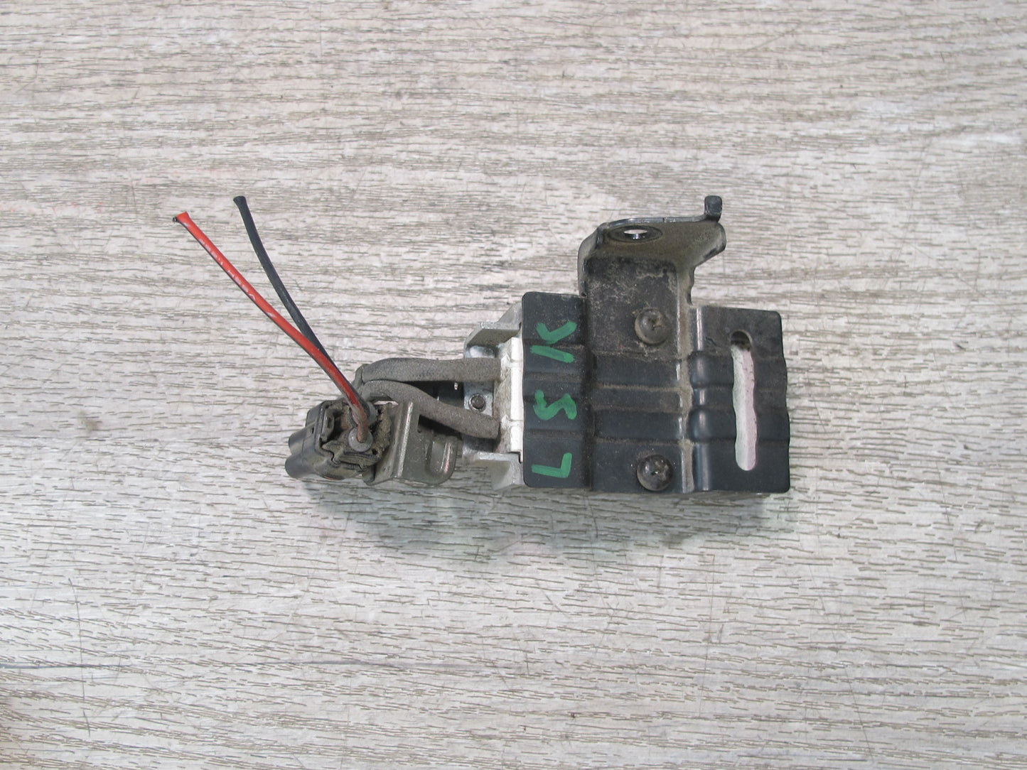 04-06 Lexus UCF30L LS430 Fuel Pump Resistor Module 23080-50140 OEM
