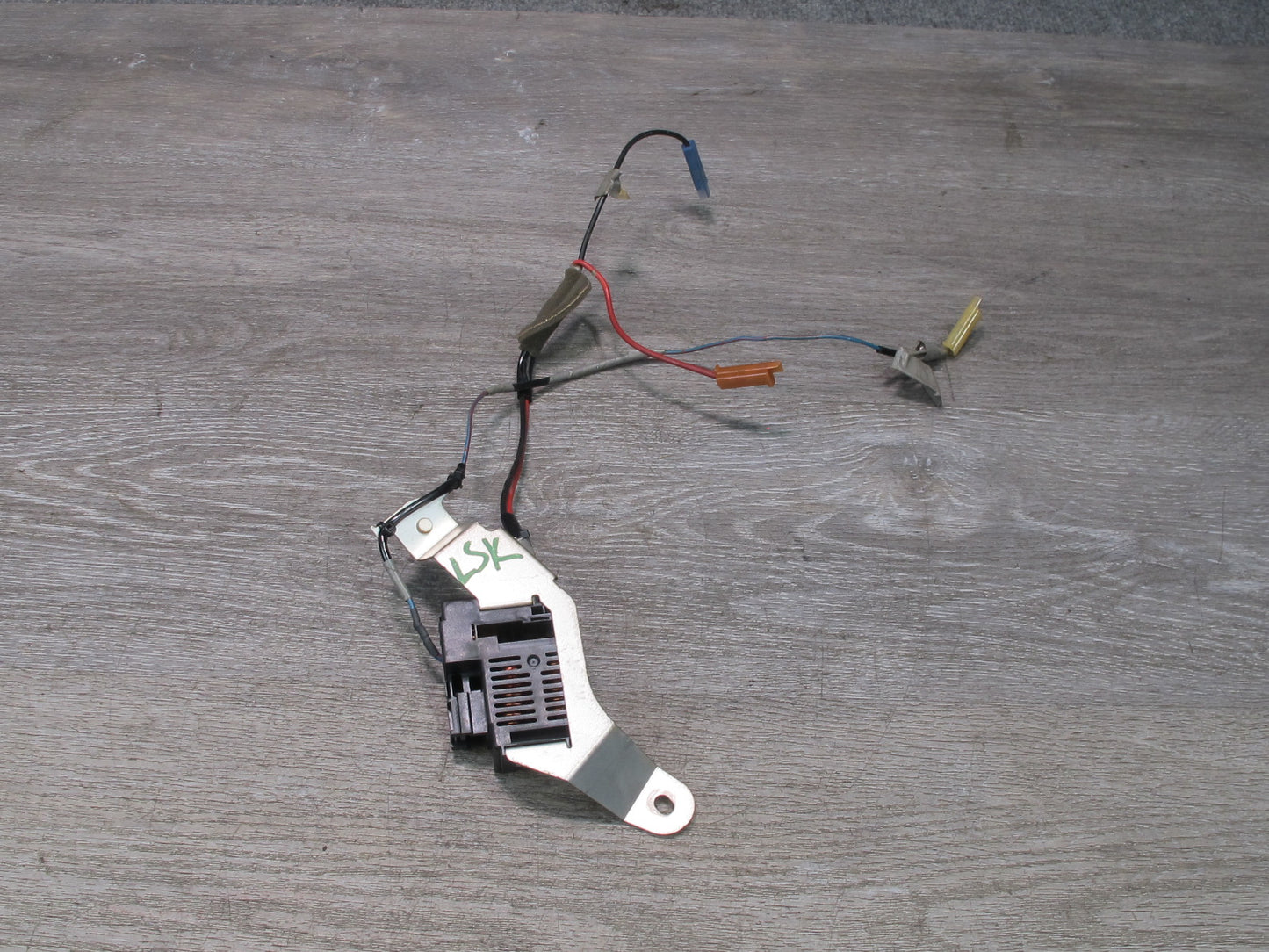 01-06 Lexus UCF30L LS430 Rear Windshield Defrost Defogger Control Module OEM