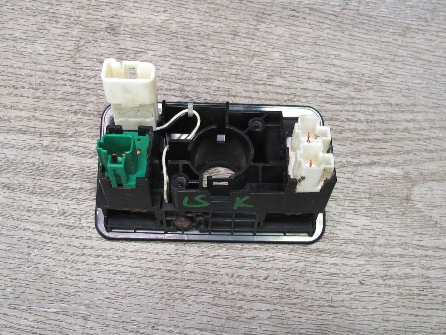 01-06 Lexus UCF30L LS430 Fuel Door Trunk Lid Release Switch Panel Black OEM