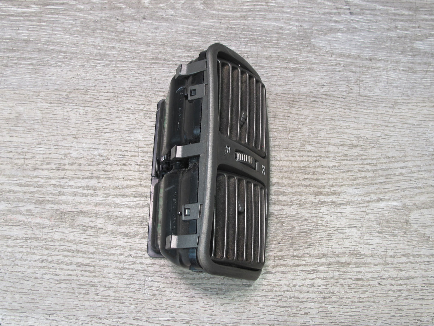 04-06 Lexus UCF30L LS430 Rear Center Console Air Vent Trim Grille Black OEM