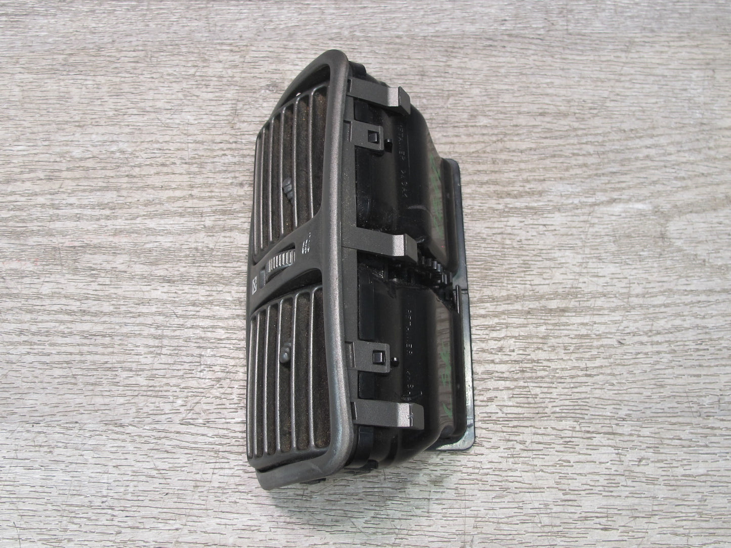04-06 Lexus UCF30L LS430 Rear Center Console Air Vent Trim Grille Black OEM