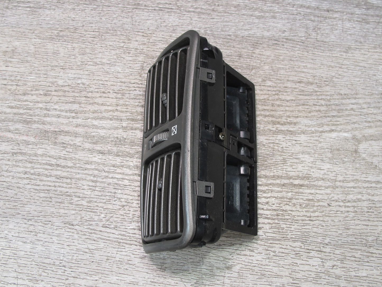 04-06 Lexus UCF30L LS430 Rear Center Console Air Vent Trim Grille Black OEM