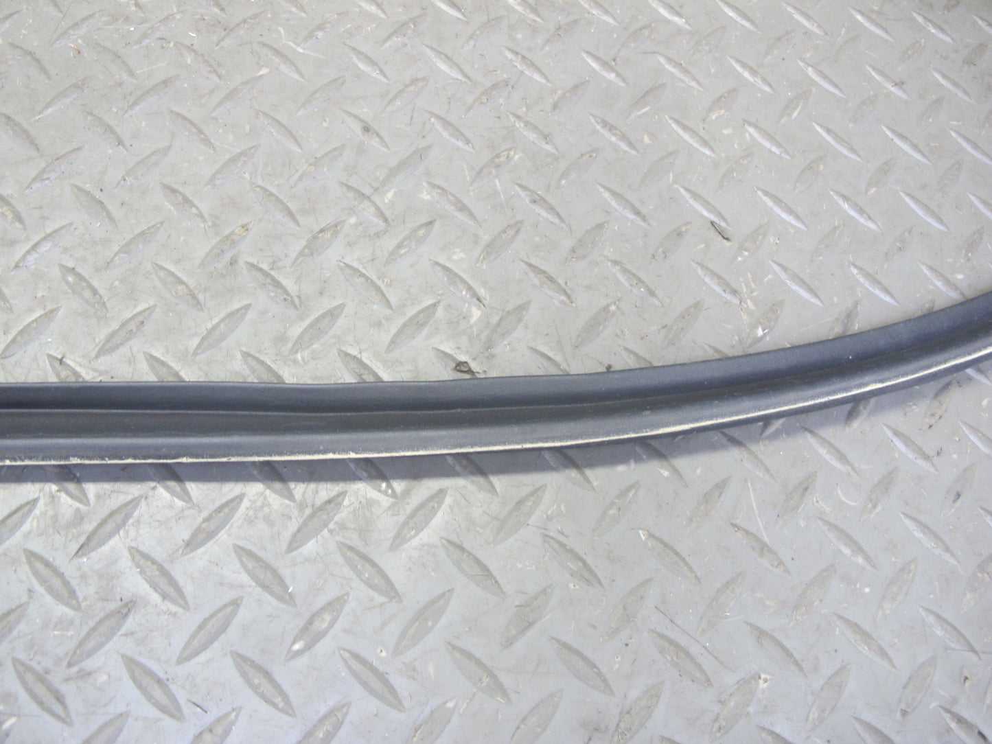 2005-2012 Porsche 911 997 Boxster Right Door Weatherstrip Rubber Seal Gasket