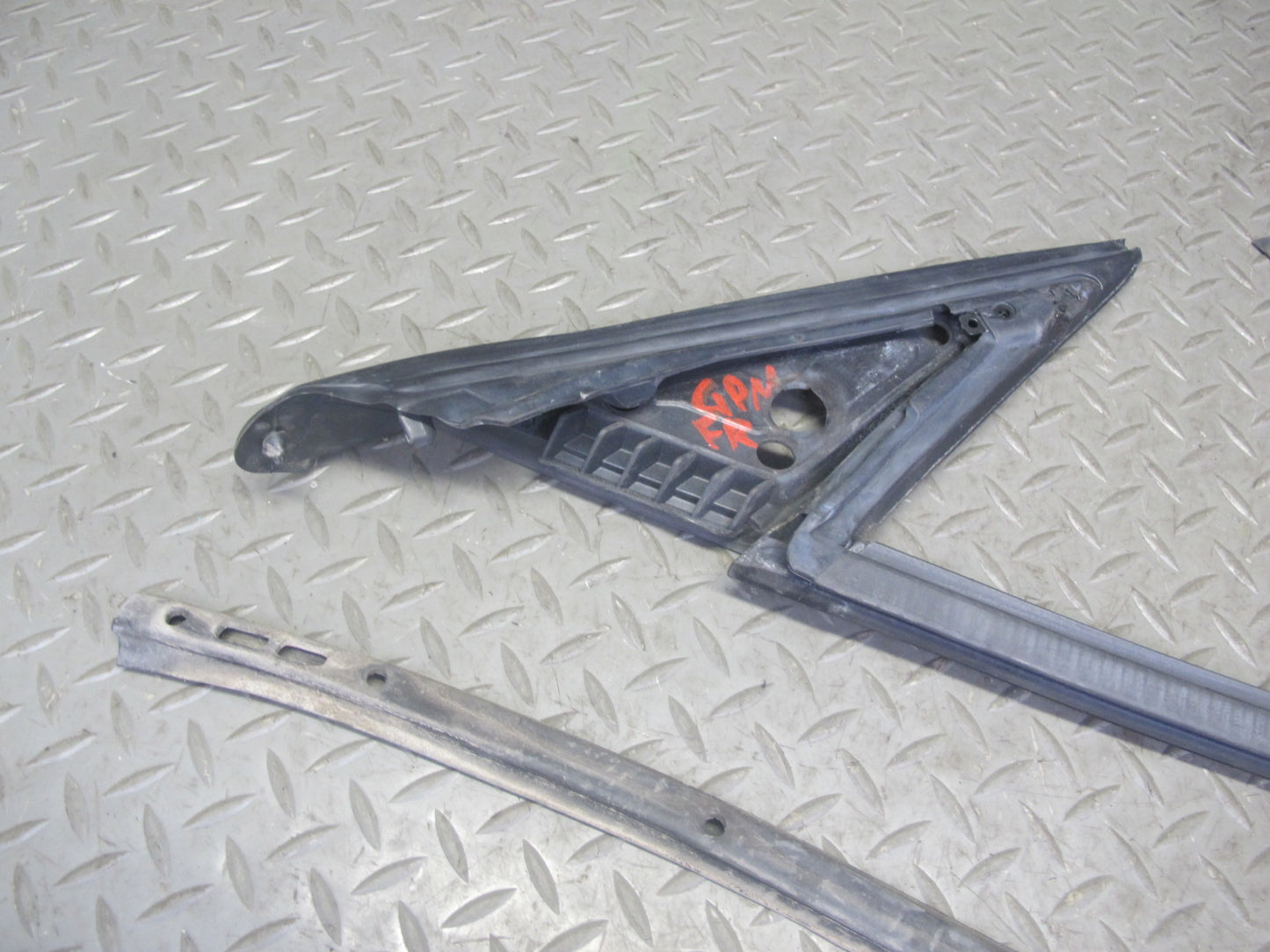 2005-2012 Porsche 911 997 Boxster Right Door Weatherstrip Rubber Seal Gasket