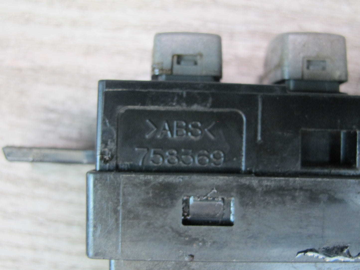 01-06 Lexus UCF30L LS430 Trac OFF Sunshade Heated Vent Seat Switch Panel OEM