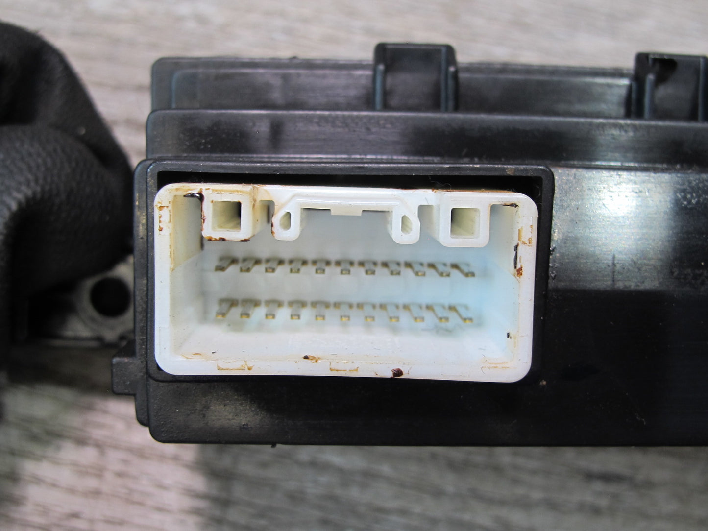 01-06 Lexus UCF30L LS430 Trac OFF Sunshade Heated Vent Seat Switch Panel OEM