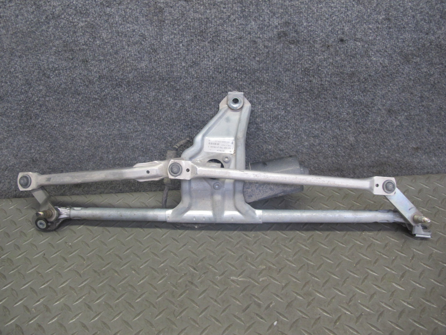 2005-2012 Porsche 911 997 Boxster Windshield Wiper Transmission  Linkage w Motor